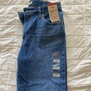 Never Worn Levi Jeans